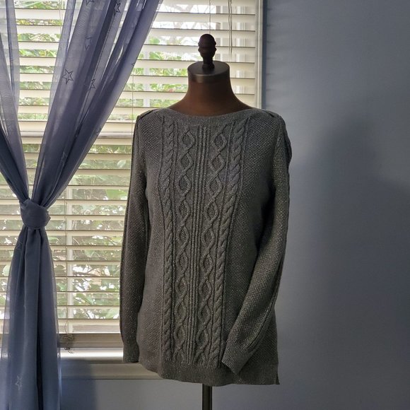 ⛄️ crown & ivy ⛄️ Gray and Silver Metallic Sweater - Picture 2 of 15